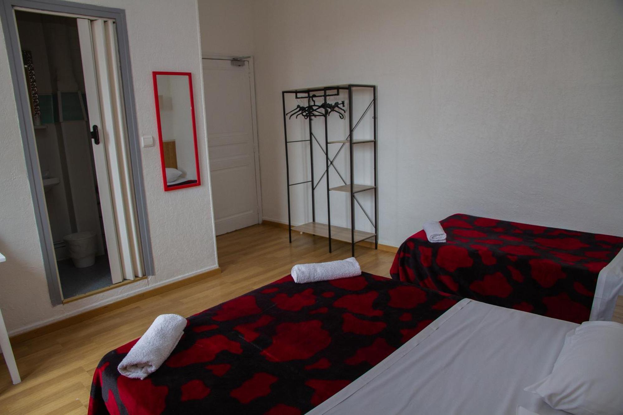 Hotel Durand Le Patio Ales Ngoại thất bức ảnh